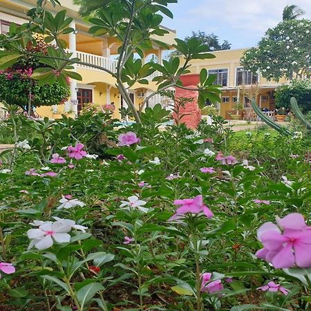 Hanbee'S Resort Puerto Princesa Exterior photo