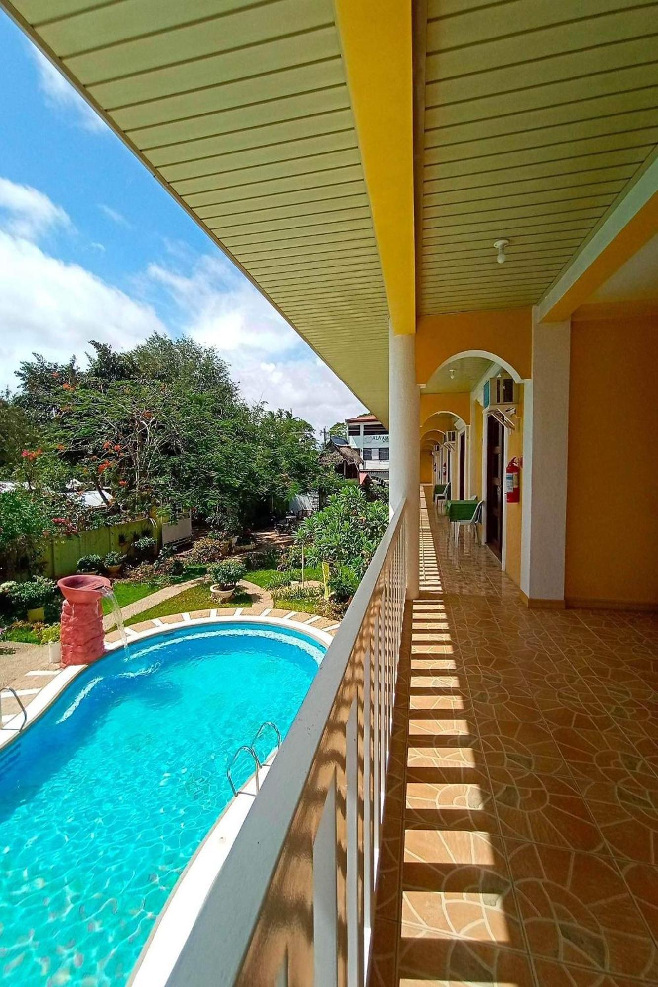 Hanbee'S Resort Puerto Princesa Exterior photo
